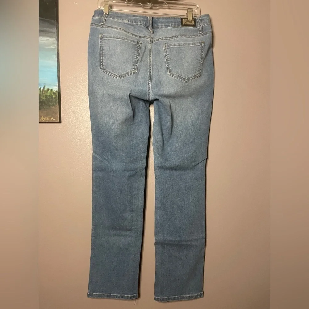 Earl Jean Distressed Mid Rise Boyfriend Jeans - Picture 4 of 6